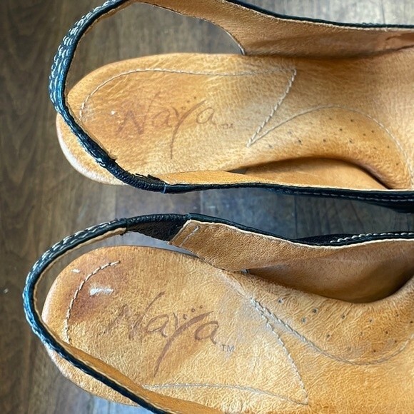 Naya Black Leather Wedge Giada Slingback Heels Peep Toe Bow, size 8.5 - Picture 6 of 13